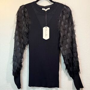 Vine & Love long sleeve top 🖤 polkadots 🖤 tassels 🖤 small